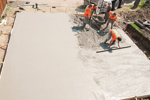 Best Best Concrete Contractor  in Hillsboro, MO